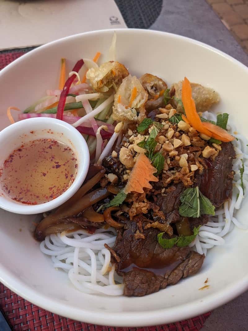 RESTAURANT VIETNAMIEN PHAN GIA à Gardanne, France