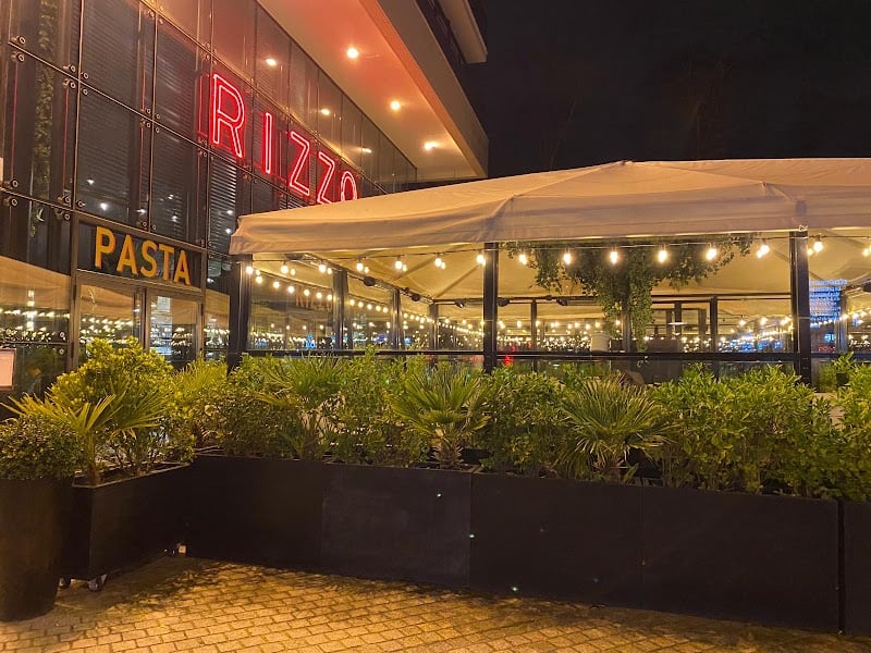 Restaurant Rizzo à Bois-Colombes, France