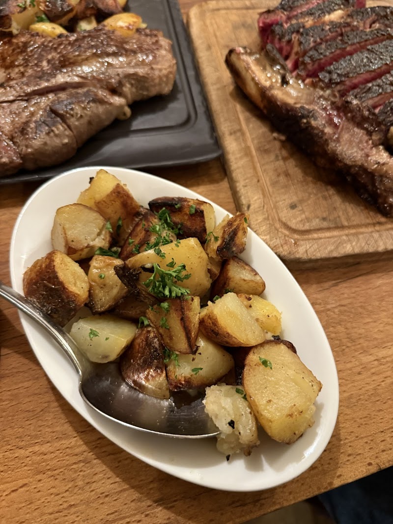 Restaurant Robert et Louise à Paris, France