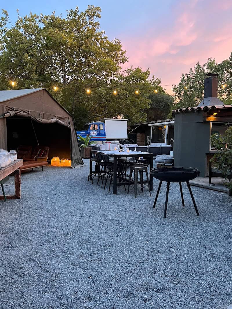 Saint Pons – Bar Restaurant à Le Lavandou, France