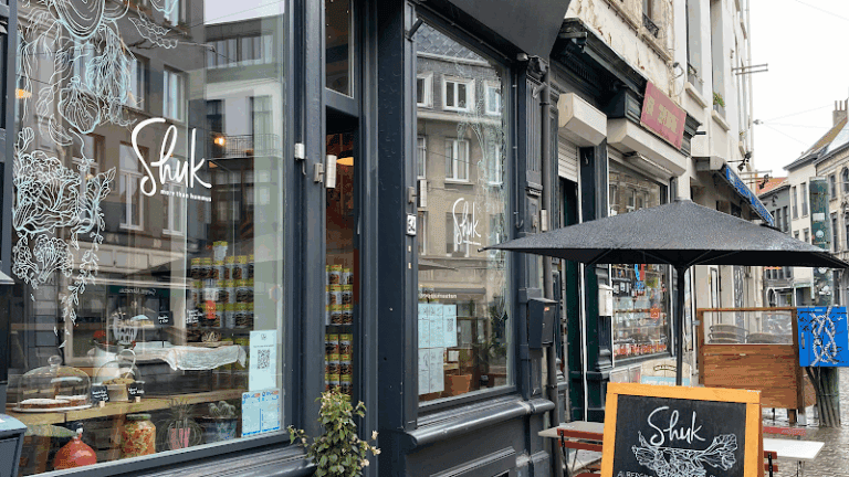 Restaurant Shuk à Anvers, Belgique — photo 1