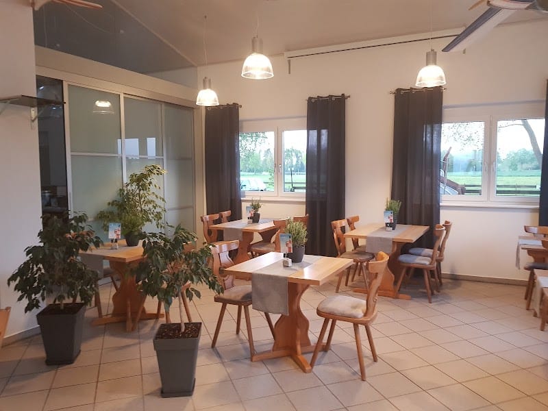 Restaurant Startbahn03 à Kehl, Allemagne