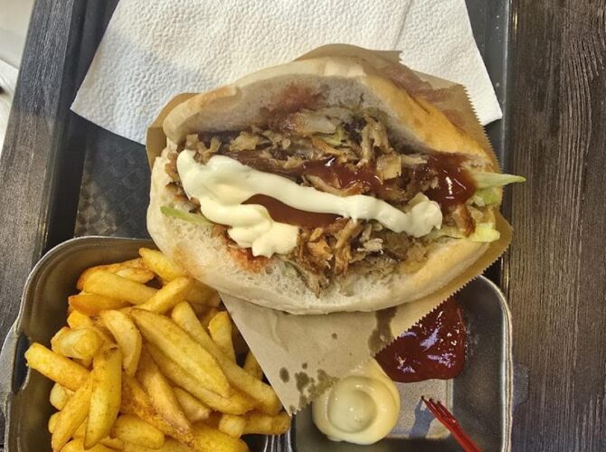 Restaurant STO KEBAB à Strasbourg, France