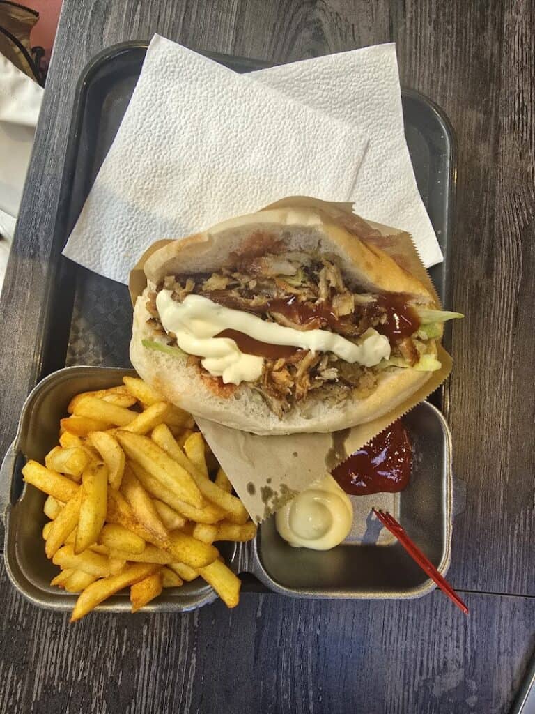 Restaurant STO KEBAB à Strasbourg, France