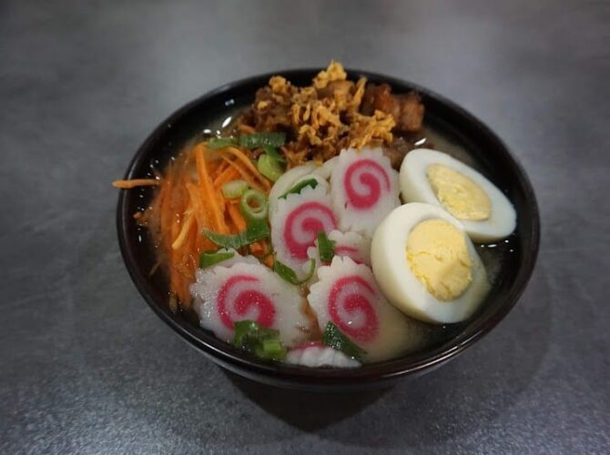 Restaurant Sushi et noodles à Gardanne, France