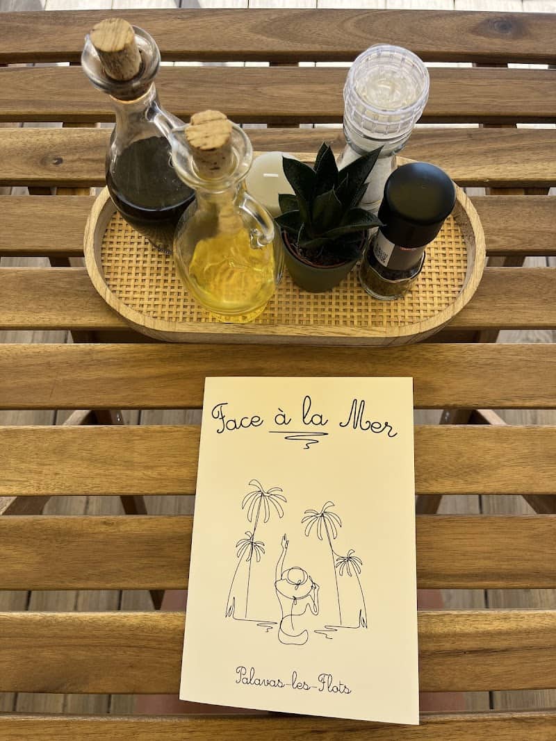 Restaurant Tabac – Petite restauration « Face À La Mer » à Palavas-les-Flots, France
