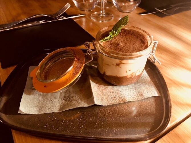 Restaurant Table 10 à Valence, France