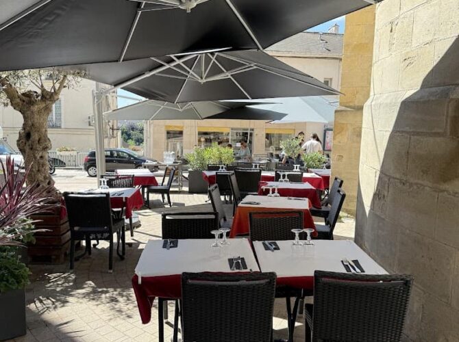 Restaurant Taj Mahal à Pontoise, France