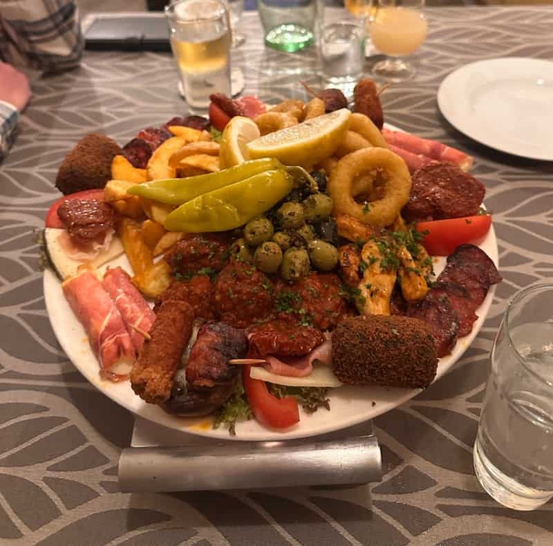 Restaurant Tapas à Saarlouis (Sarrelouis), Allemagne