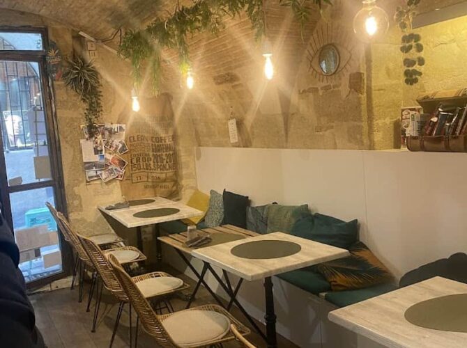 Restaurant Tartine et sac à dos à Montpellier, France