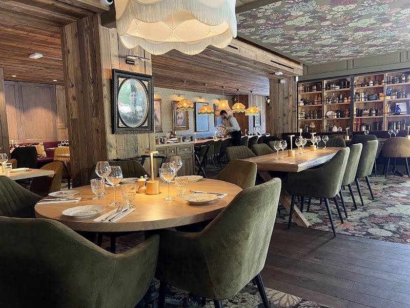 Restaurant Tata Yoyo à La Garenne-Colombes, France