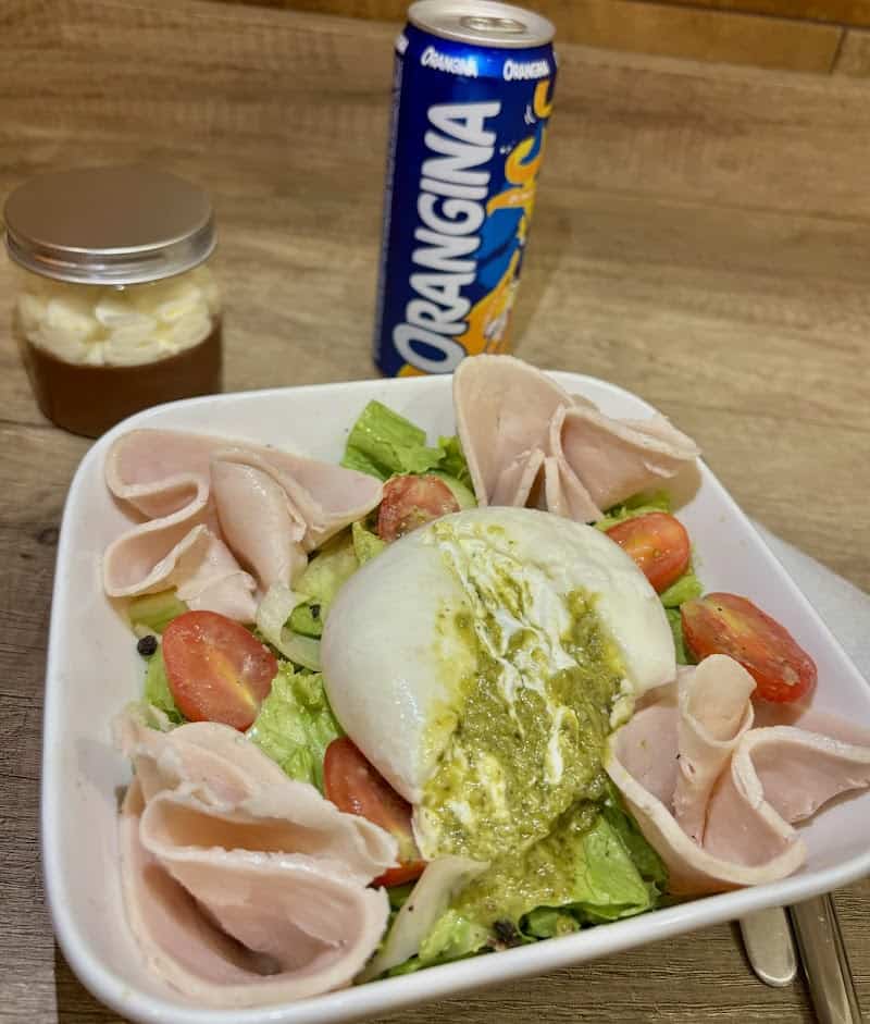 Restaurant The Art-BadSmach à Saint-Ouen-sur-Seine, France