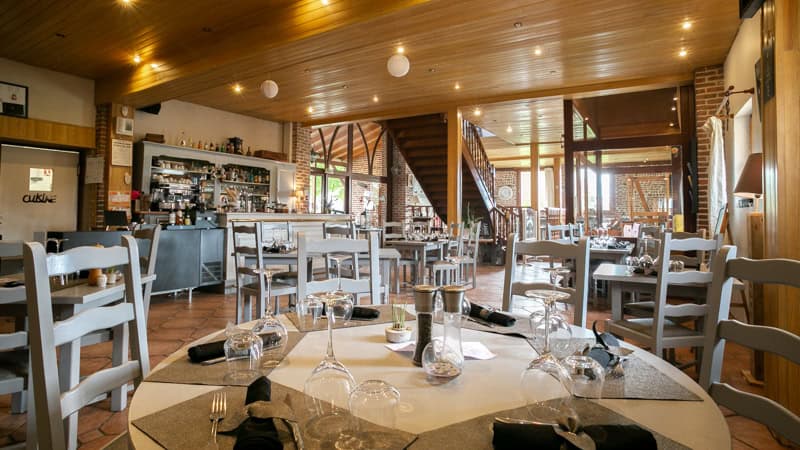 The Restaurant Andalusian 100% Home à Malincourt, France