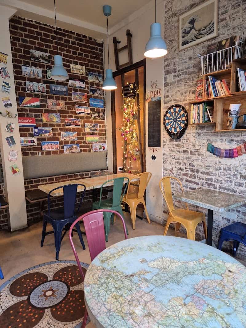 Restaurant The Wave à Saint-Ouen-sur-Seine, France