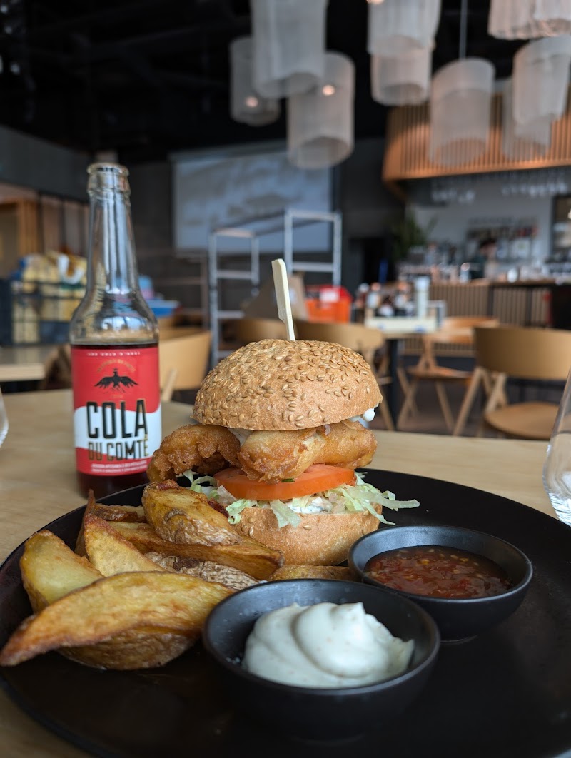 Together Restaurant à Saint-Laurent-du-Var, France