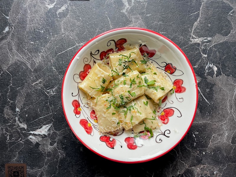 Restaurant TOI à Courbevoie, France