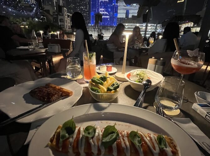 Urla Restaurant & Lounge à Dubaï, Émirats arabes unis