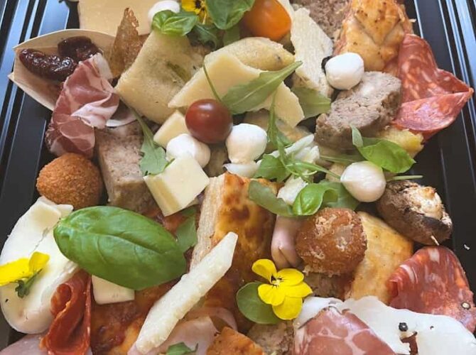 Restaurant VA VIA à Lens, France