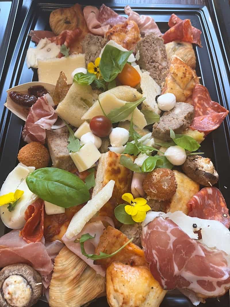 Restaurant VA VIA à Lens, France