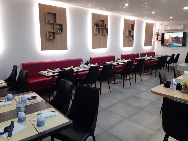Restaurant X sushi à Rillieux-la-Pape, France