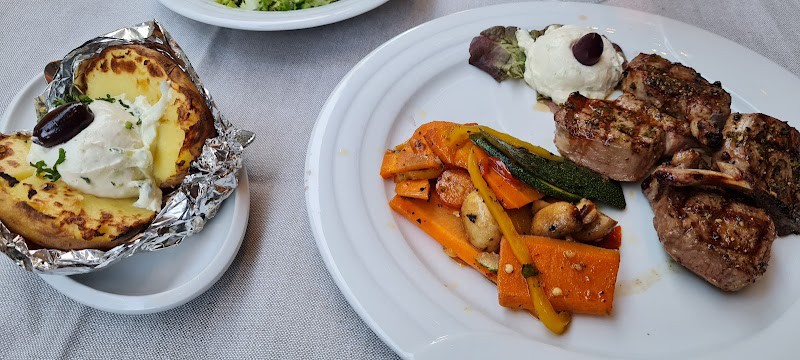 Restaurant ZOI – Griechische Taverne à Saarlouis (Sarrelouis), Allemagne