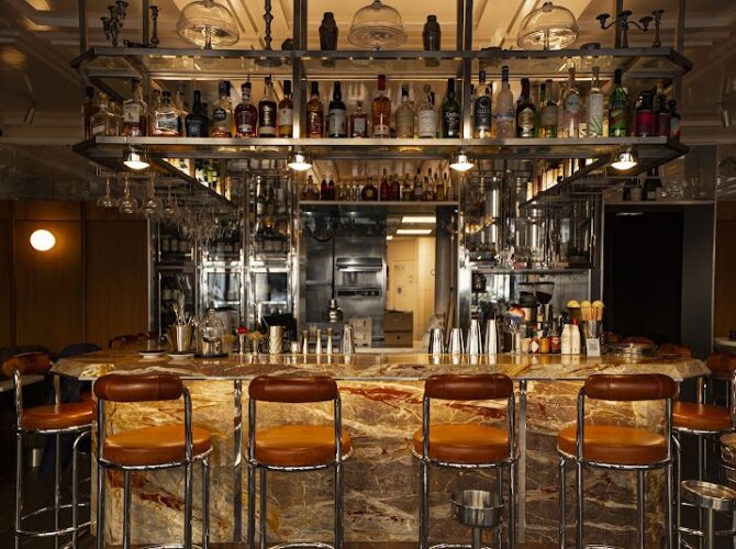 Abstinence – Restaurant & Bar à Paris, France