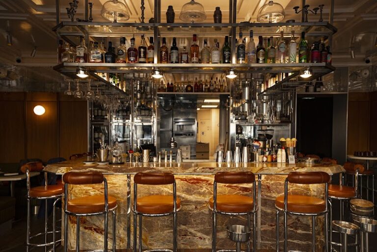 Abstinence – Restaurant & Bar à Paris, France — photo 1