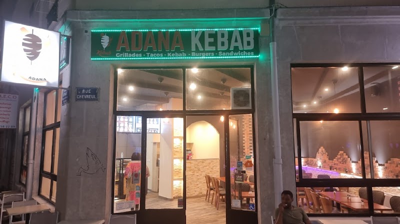 Restaurant Adana kebab à Lyon, France