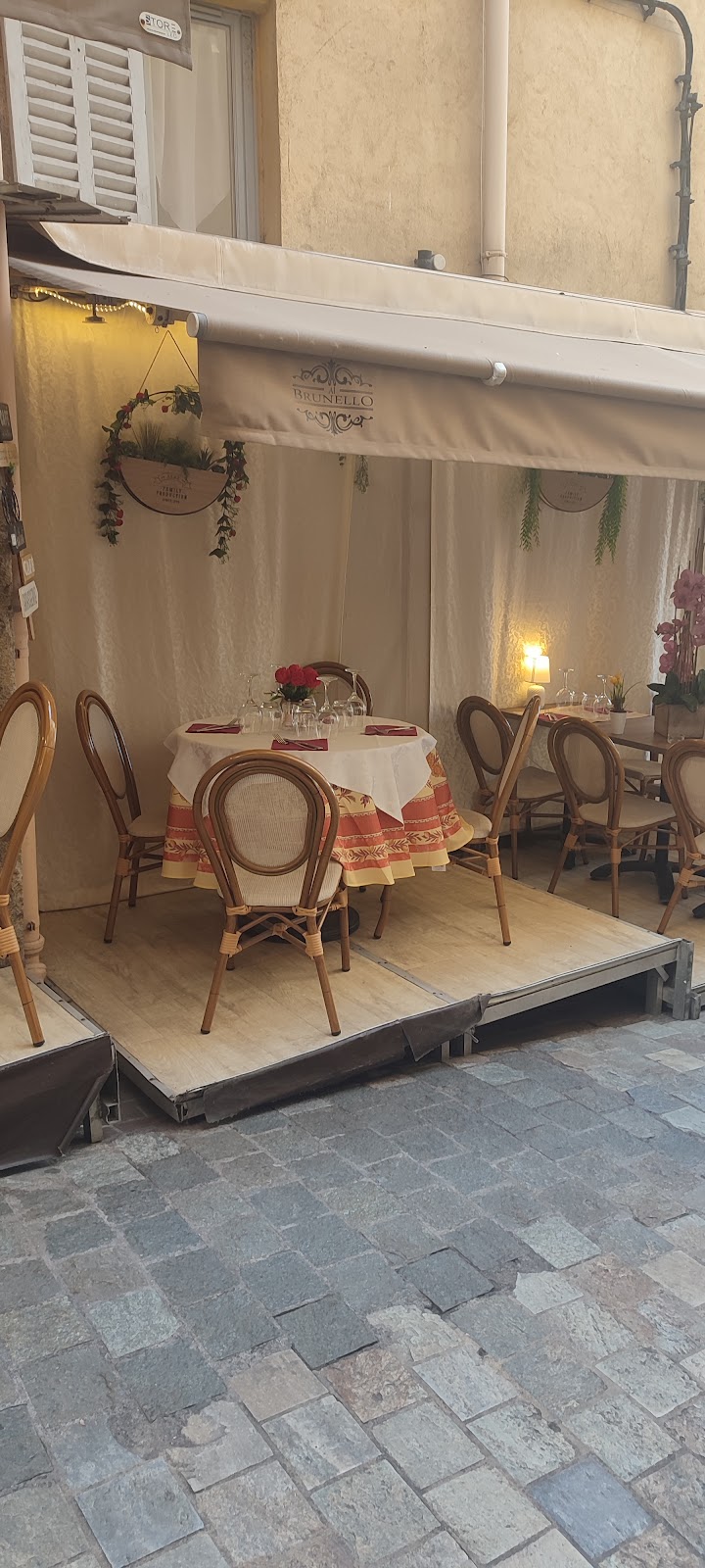 Restaurant Al Brunello à Cannes, France — photo 2
