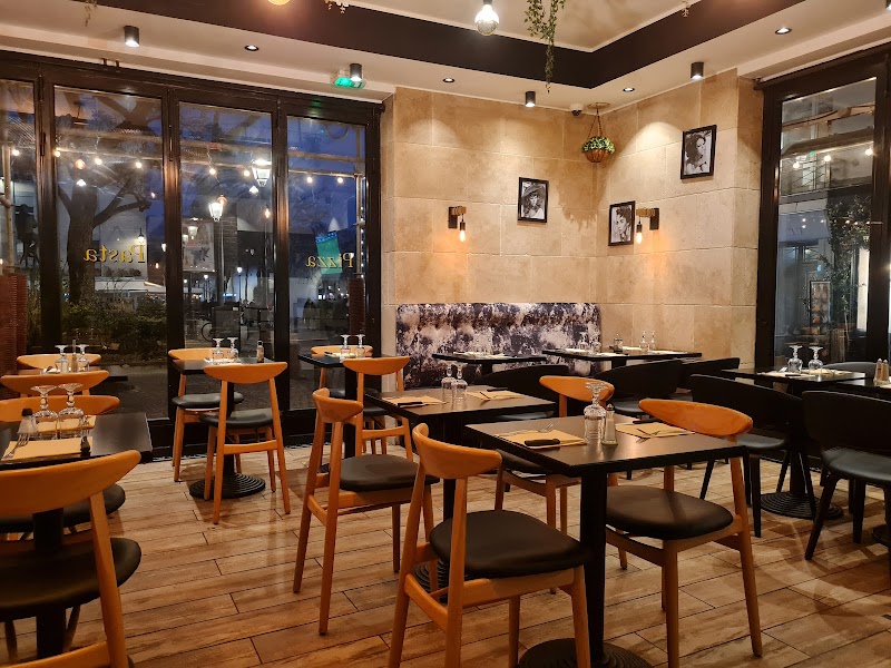 Restaurant Al Solito Posto à Paris, France