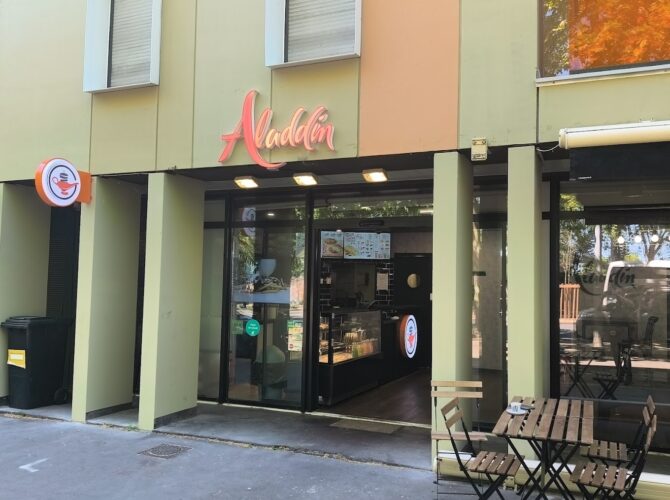 Restaurant Aladdin kebab – Stade à Bordeaux, France