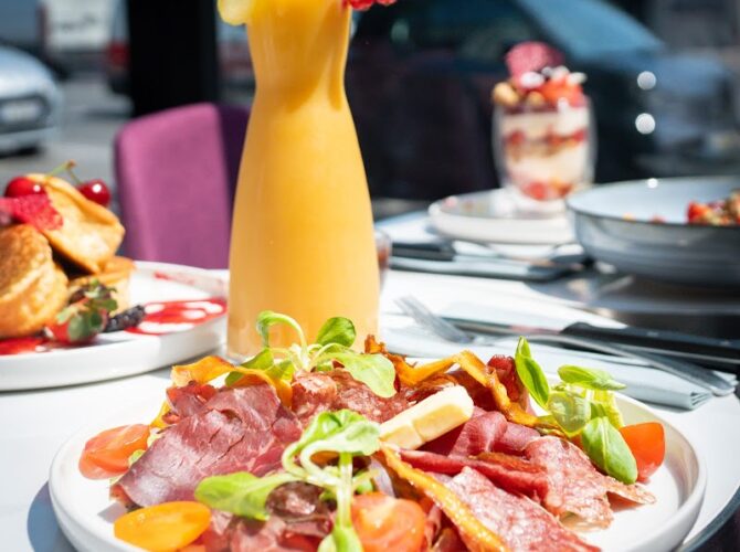 Amaya Paris Restaurant Lounge à Villejuif, France