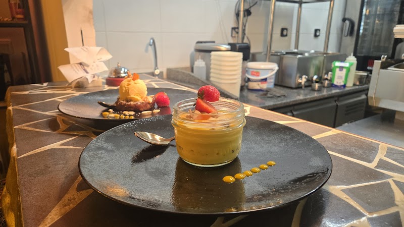 Restaurant Annananta à La Seyne-sur-Mer, France — photo 3