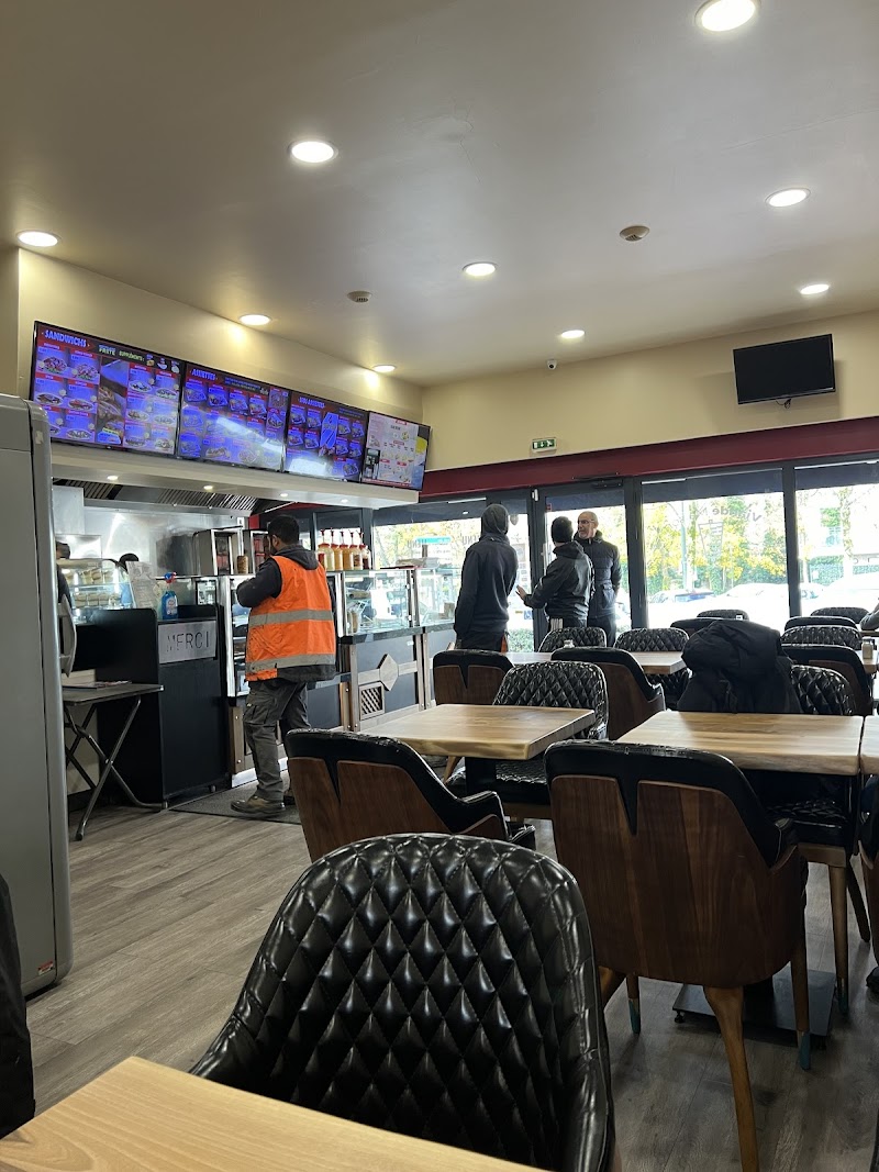 Restaurant Antalya grill à Pontault-Combault, France