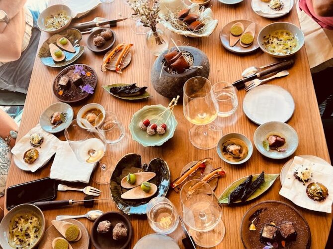 Restaurant Äponem L’Auberge du Presbytere à Vailhan, France