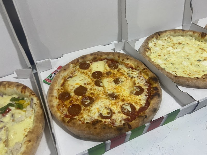 Restaurant Arena Pizza Kebab [APK] à Reims, France
