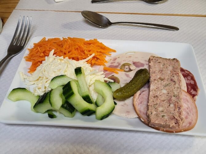 Restaurant Au Nouveau Port à Reims, France