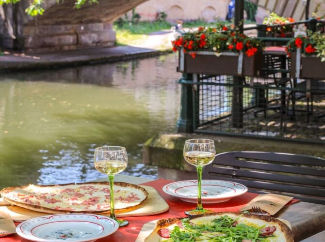 Restaurant Au Petit Bois Vert à Strasbourg, France