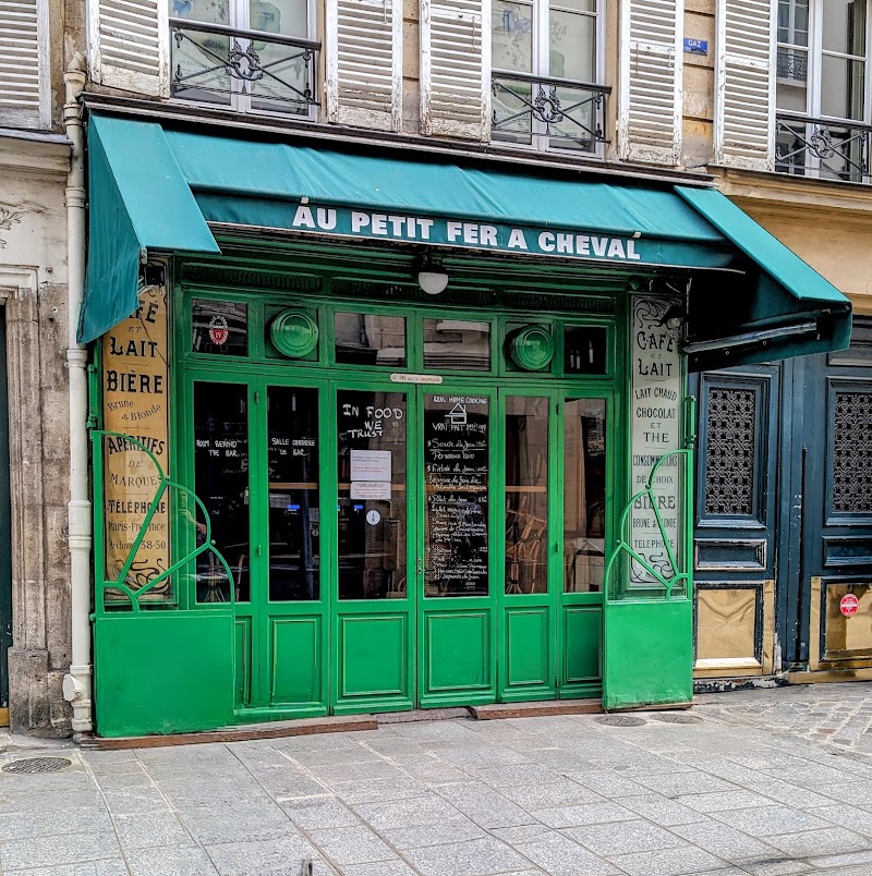 Restaurant Au Petit Fer à Cheval à Paris, France