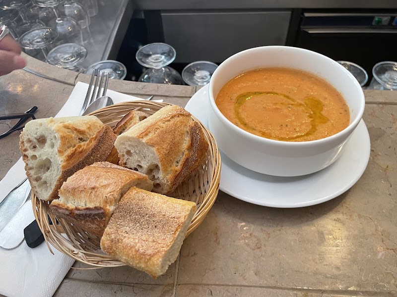 Restaurant Au Petit Fer à Cheval à Paris, France