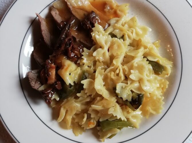 Au P’tit Creusois – Hôtel Bar Restaurant à Le Compas, France