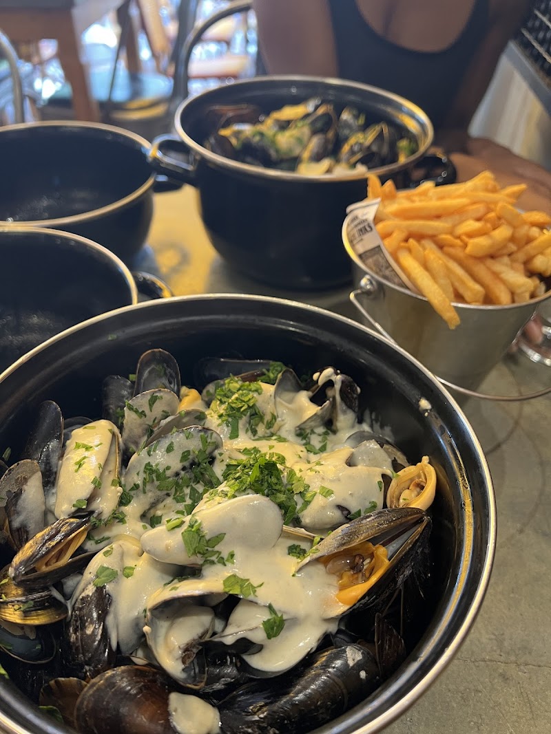Restaurant Au Trappiste à Paris, France — photo 3