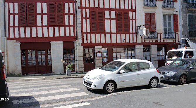 Restaurant Auberge du Cheval Blanc à Bayonne, France