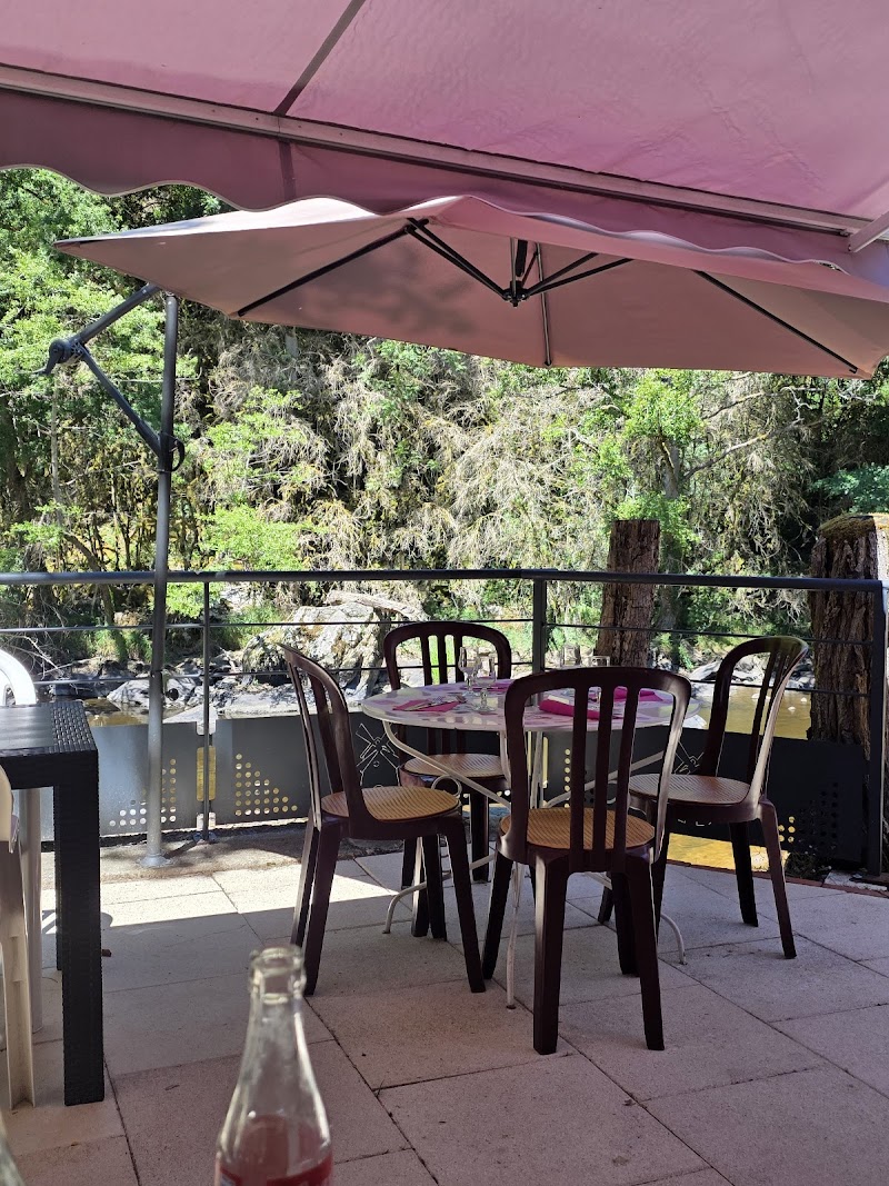 Restaurant Auberge du Moulin chancelier à Évaux-les-Bains, France