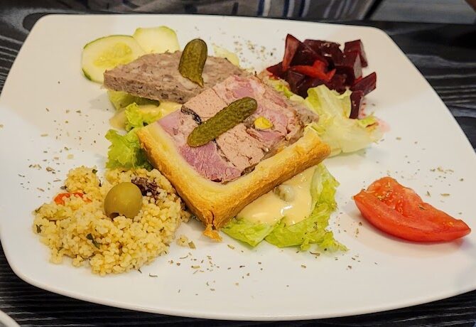 Restaurant Auberge du Relais (Charlee) à Haucourt-Moulaine, France