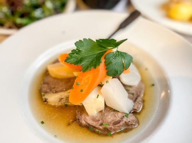 Restaurant Aux Armes de Strasbourg à Strasbourg, France