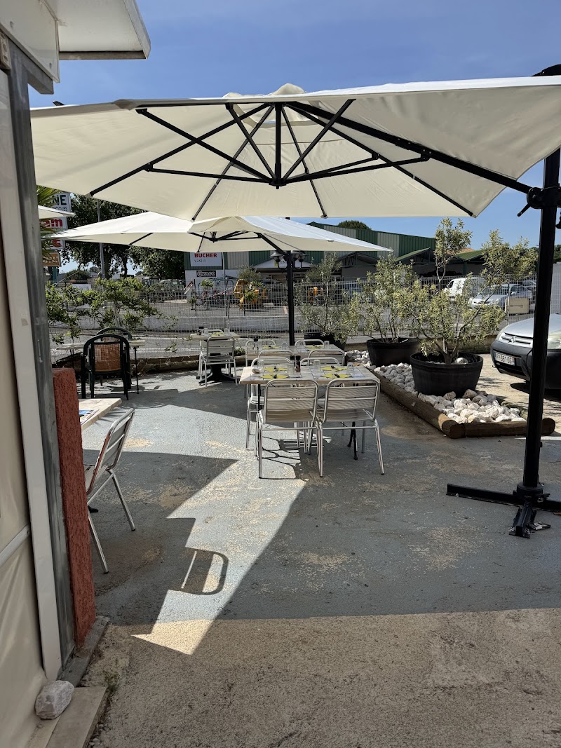 Restaurant Aux buffets d’anatole à Pézenas, France