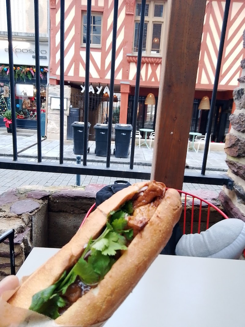 Restaurant Banh Mi Viet à Rennes, France
