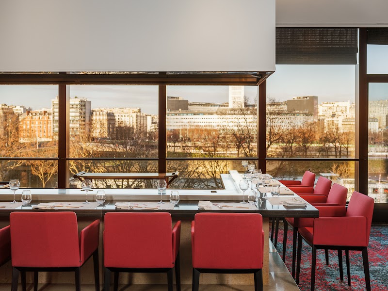 Restaurant BENKAY TEPPAN-YAKI à Paris, France