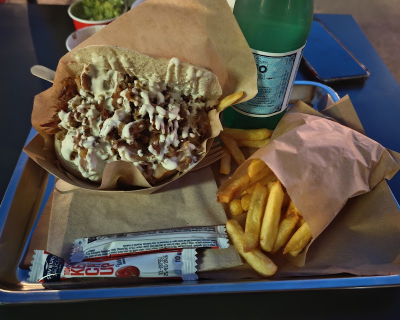 Restaurant Berliner Das Original – Kebab (Forum des Halles) à Paris, France
